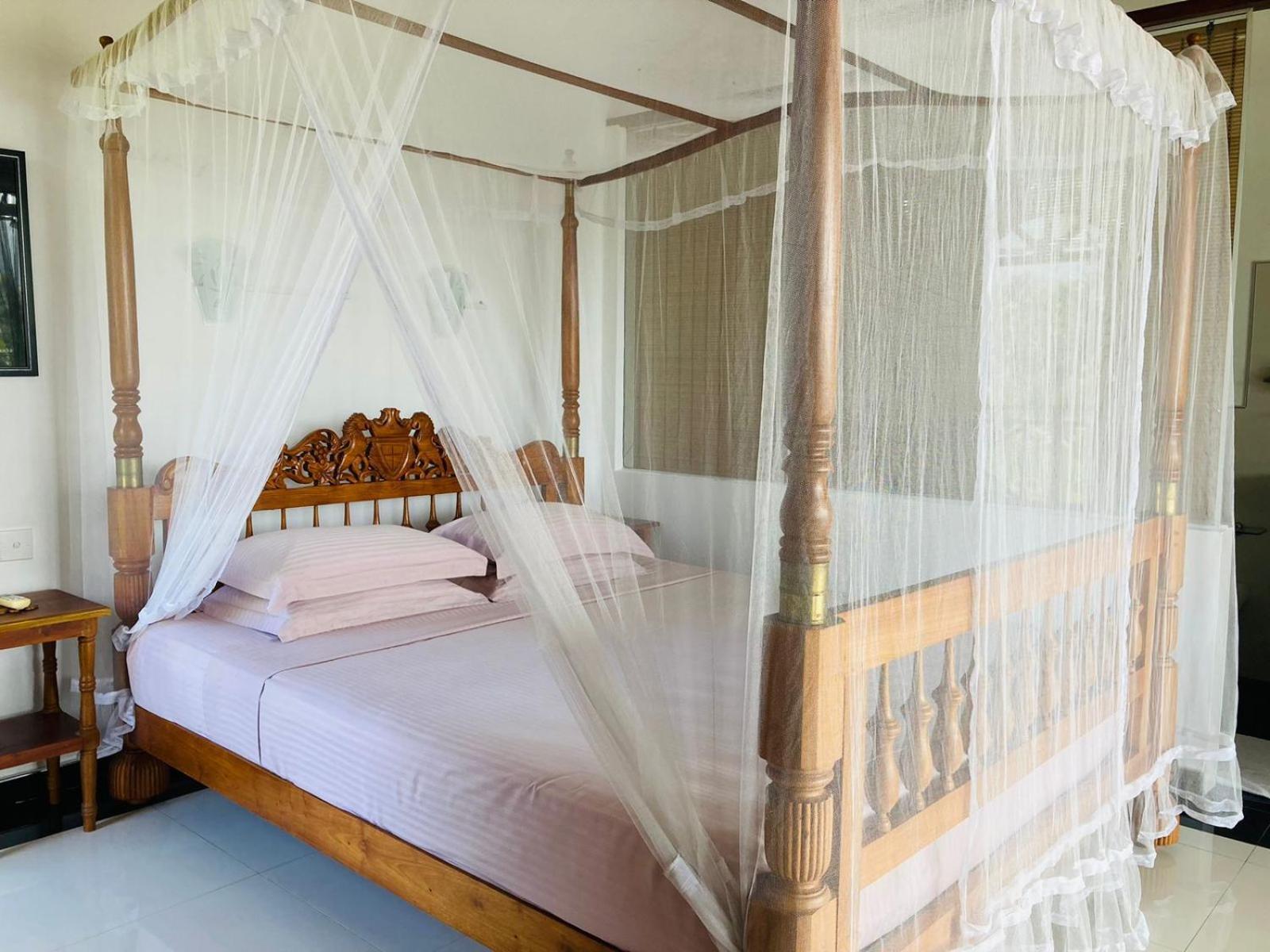 Skywalker Guest House Weligama Esterno foto