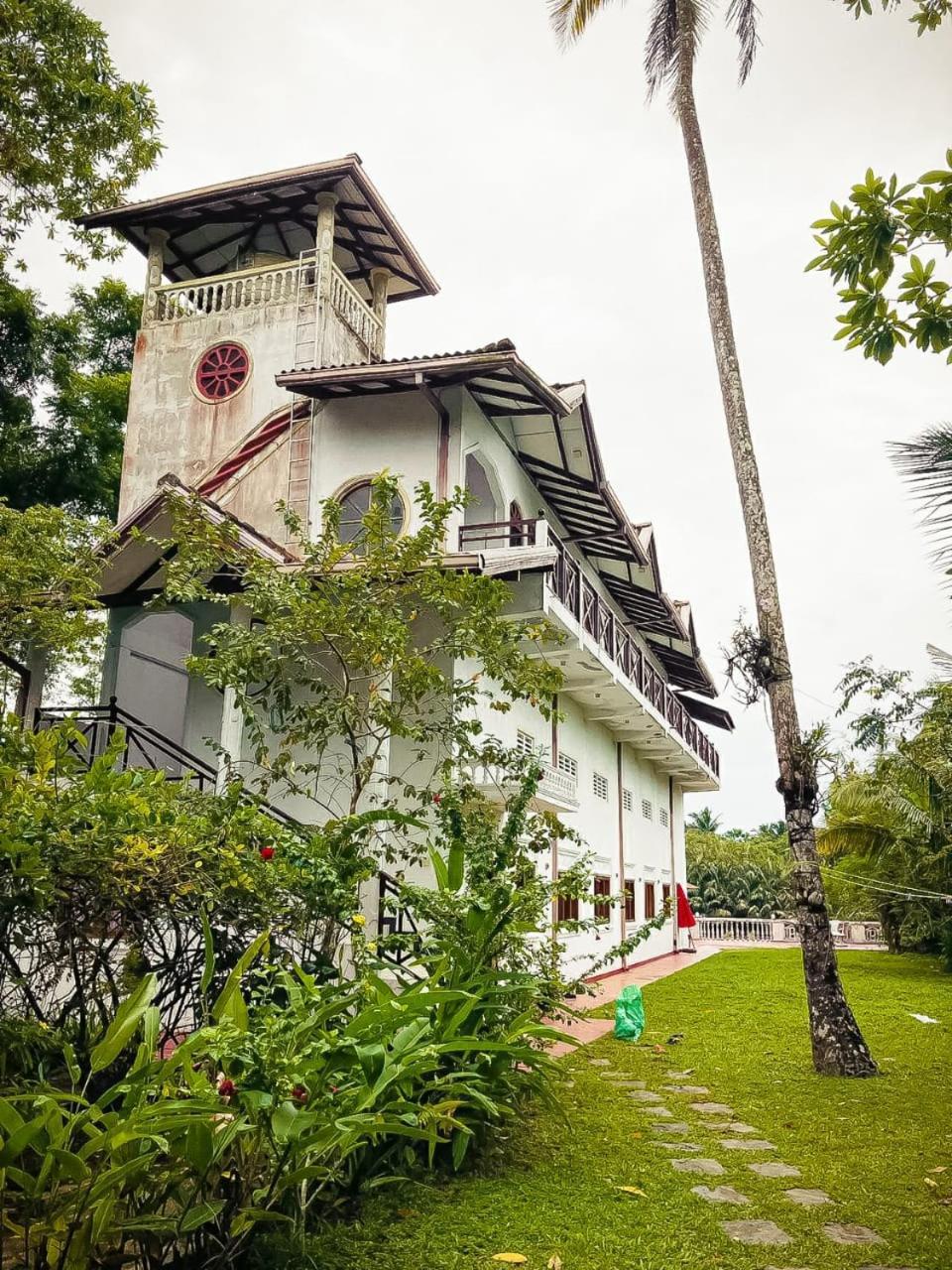 Skywalker Guest House Weligama Esterno foto
