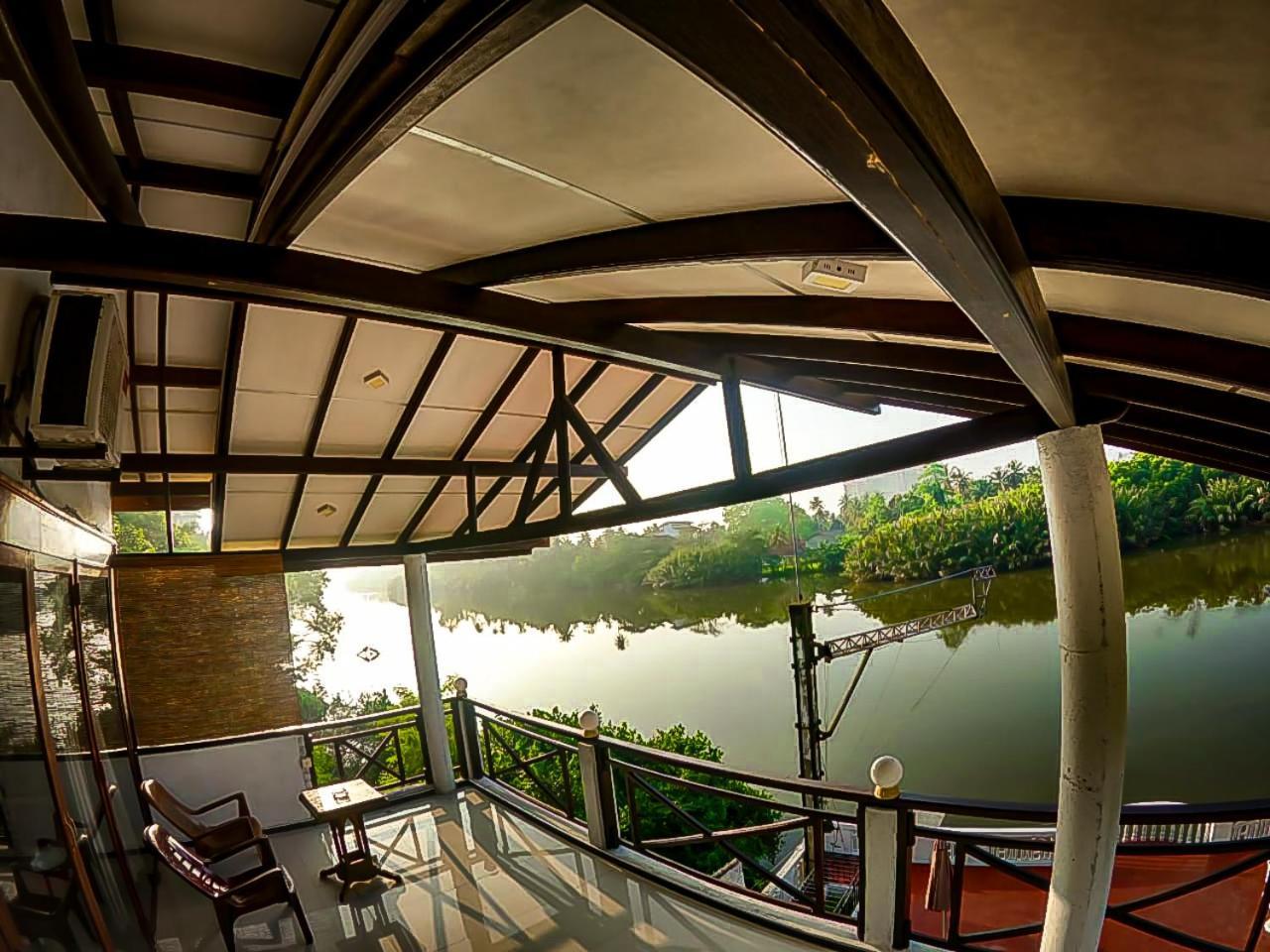 Skywalker Guest House Weligama Esterno foto