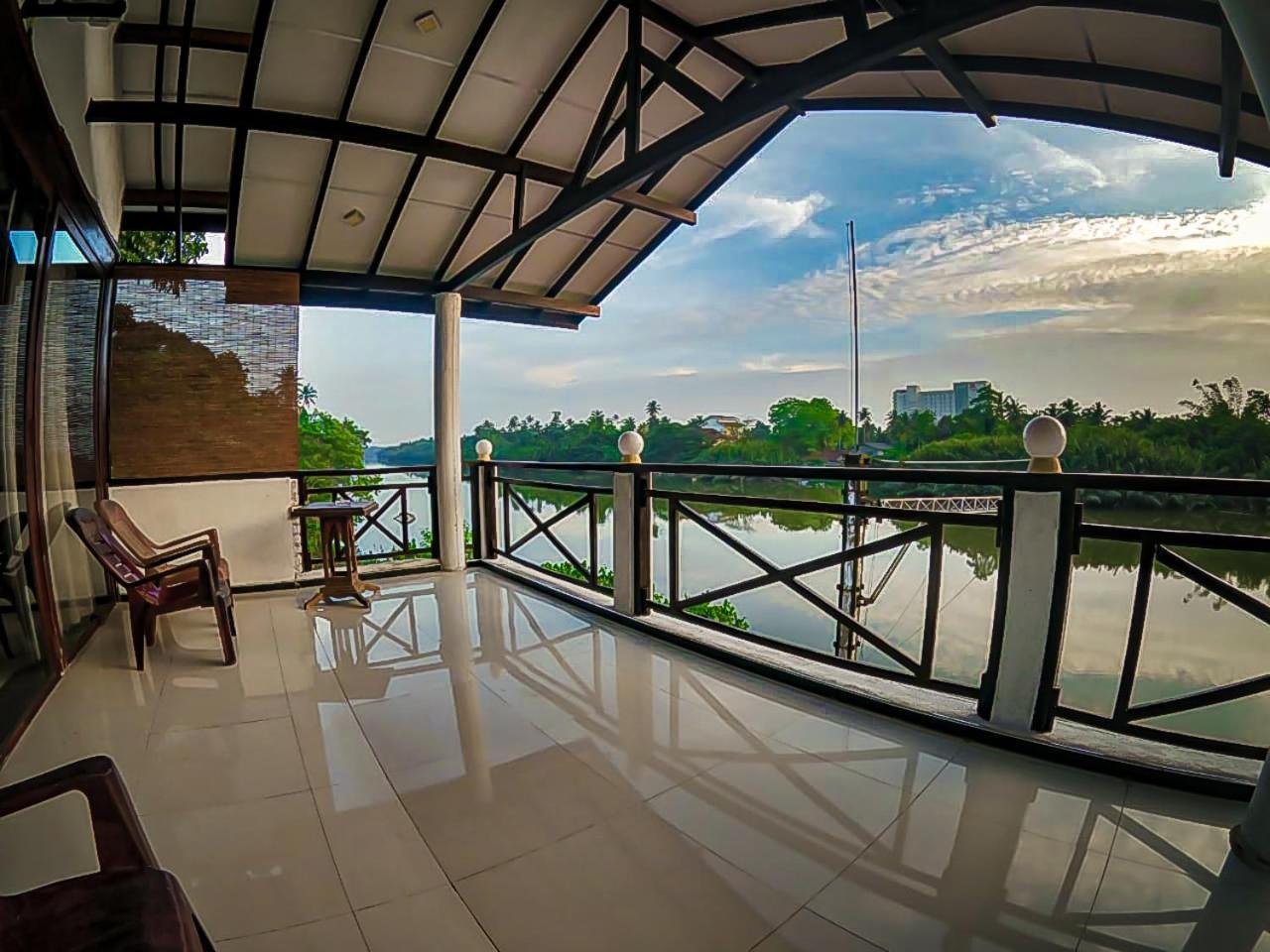 Skywalker Guest House Weligama Esterno foto