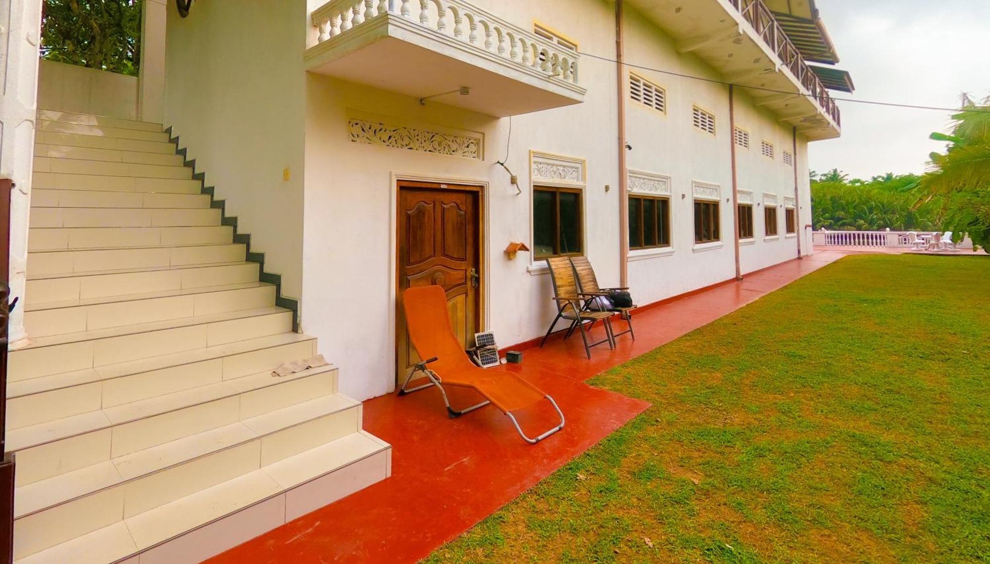 Skywalker Guest House Weligama Esterno foto